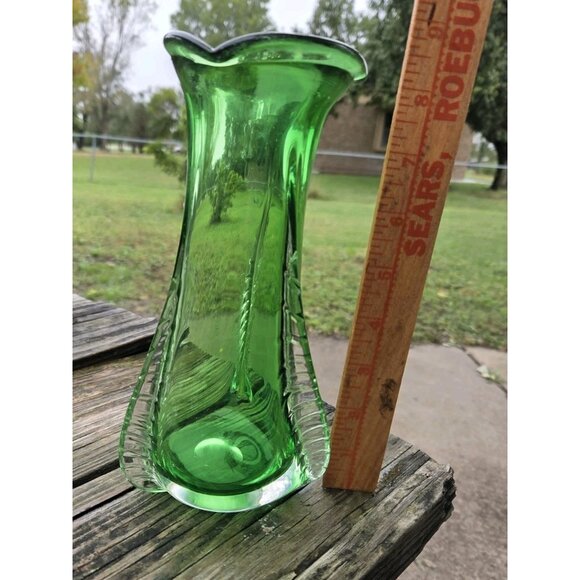 Vintage Handcrafted Green Art Glass Vase 8.5” with Clear Trim Hand Blown - Picture 14 of 14